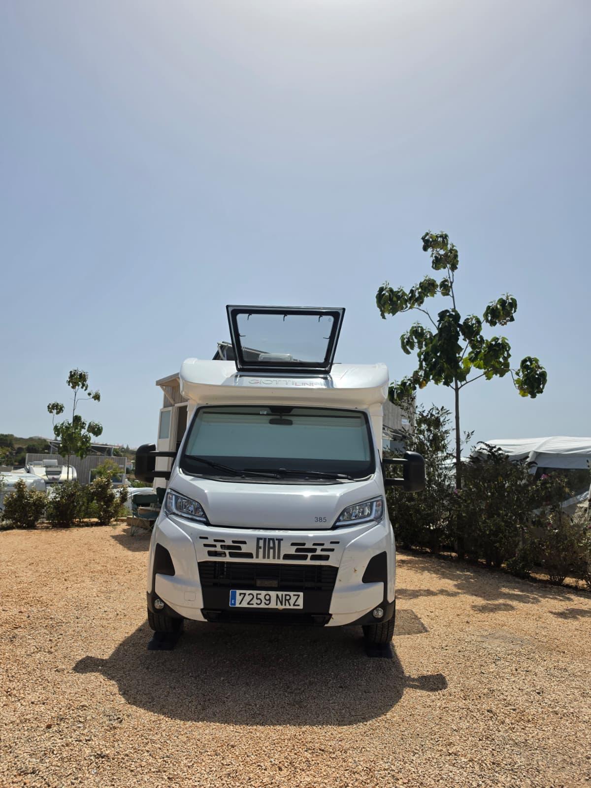 Autocaravana exterior
